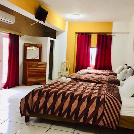 Hotel Art Deco Beach La Ceiba Ngoại thất bức ảnh