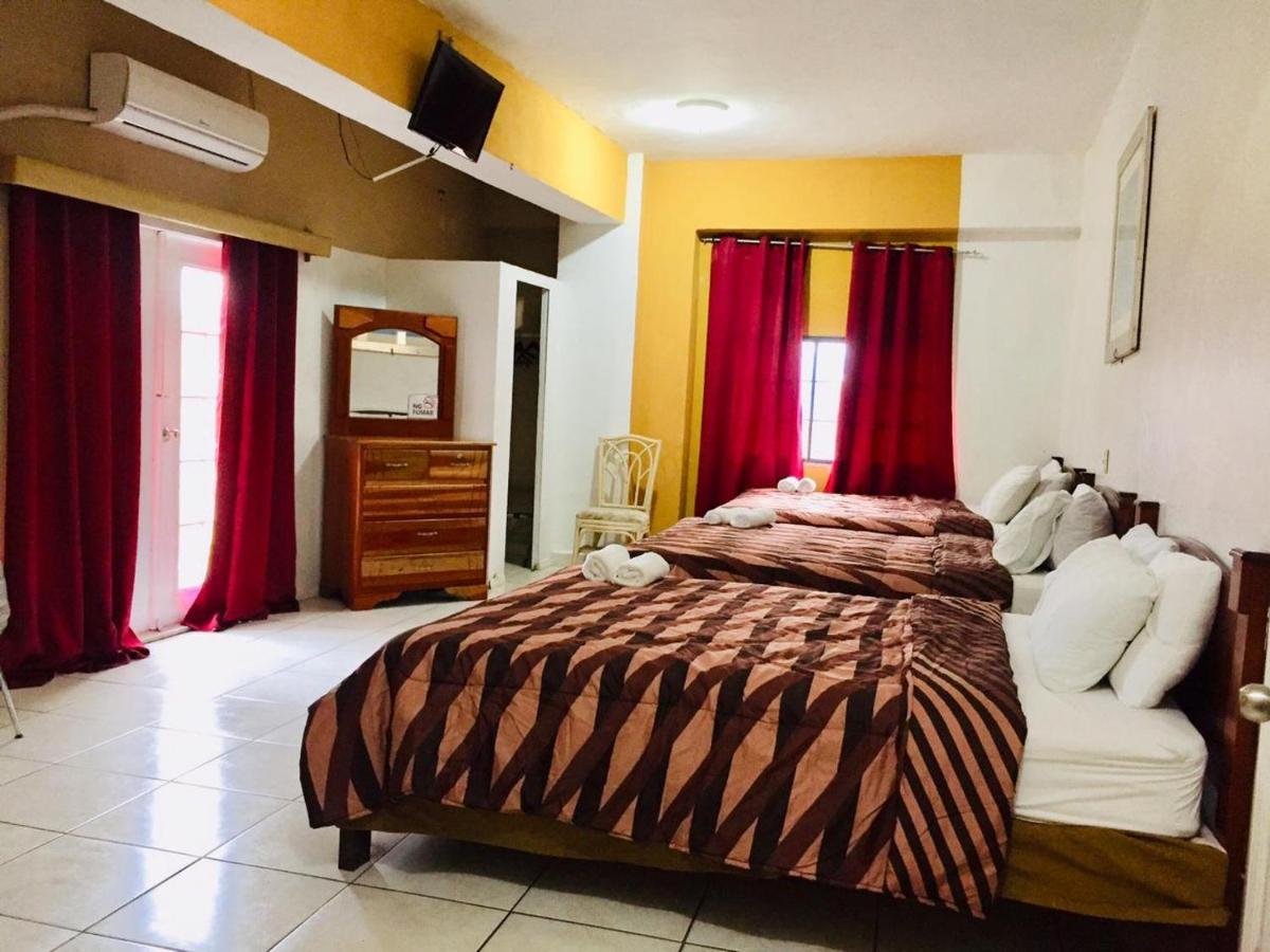 Hotel Art Deco Beach La Ceiba Ngoại thất bức ảnh