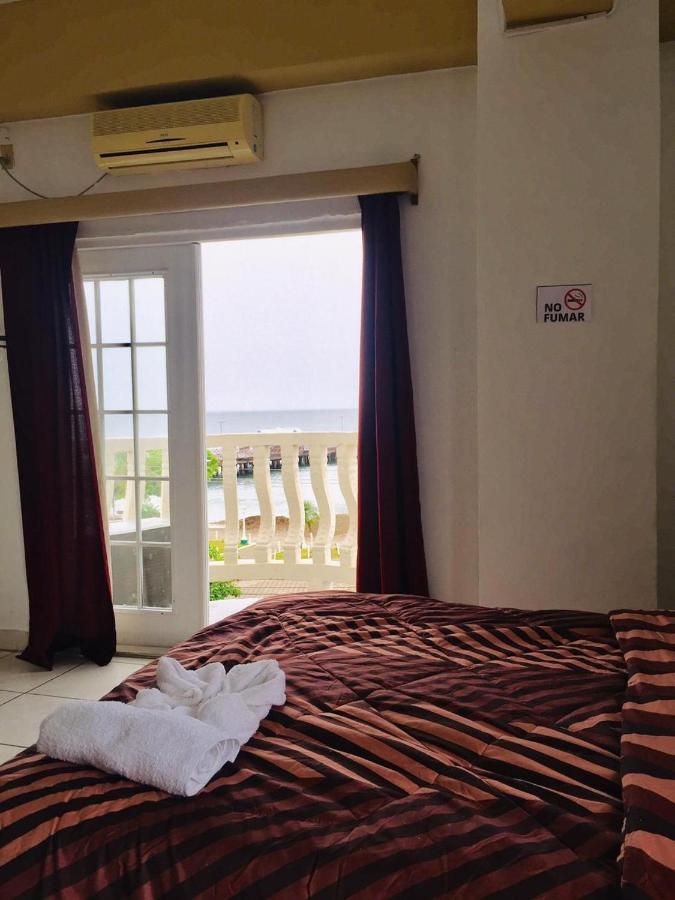 Hotel Art Deco Beach La Ceiba Ngoại thất bức ảnh