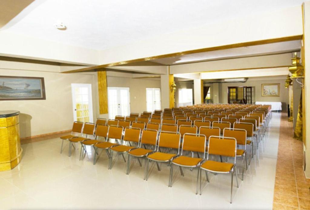 Hotel Art Deco Beach La Ceiba Ngoại thất bức ảnh
