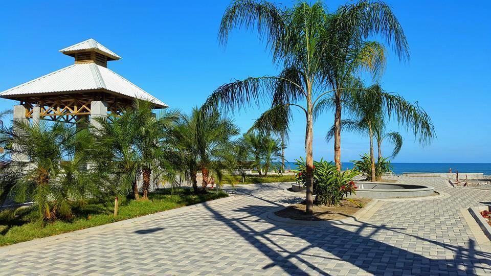Hotel Art Deco Beach La Ceiba Ngoại thất bức ảnh