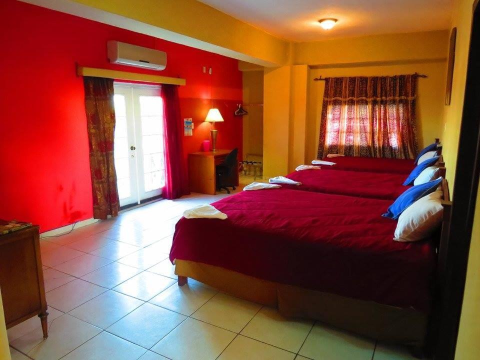 Hotel Art Deco Beach La Ceiba Ngoại thất bức ảnh